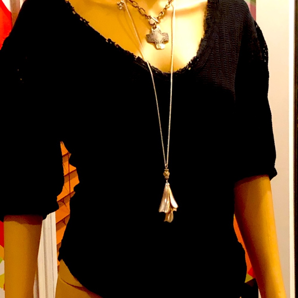 Free People Black Top with lace sleeve cut-ins!